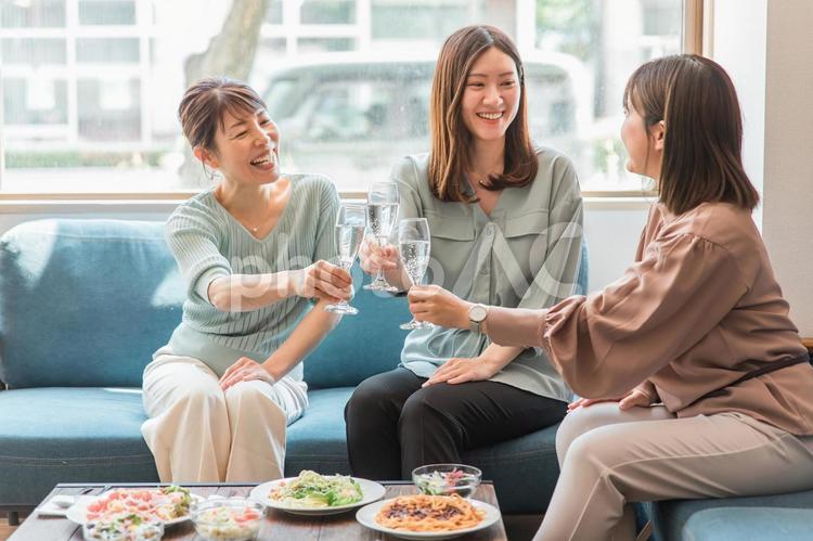 人に会う前に「これ」をすると人にもお金にも好かれます